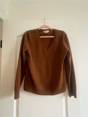 Nordstrom cashmere Women's V-Neck Sweater in Rich Brown